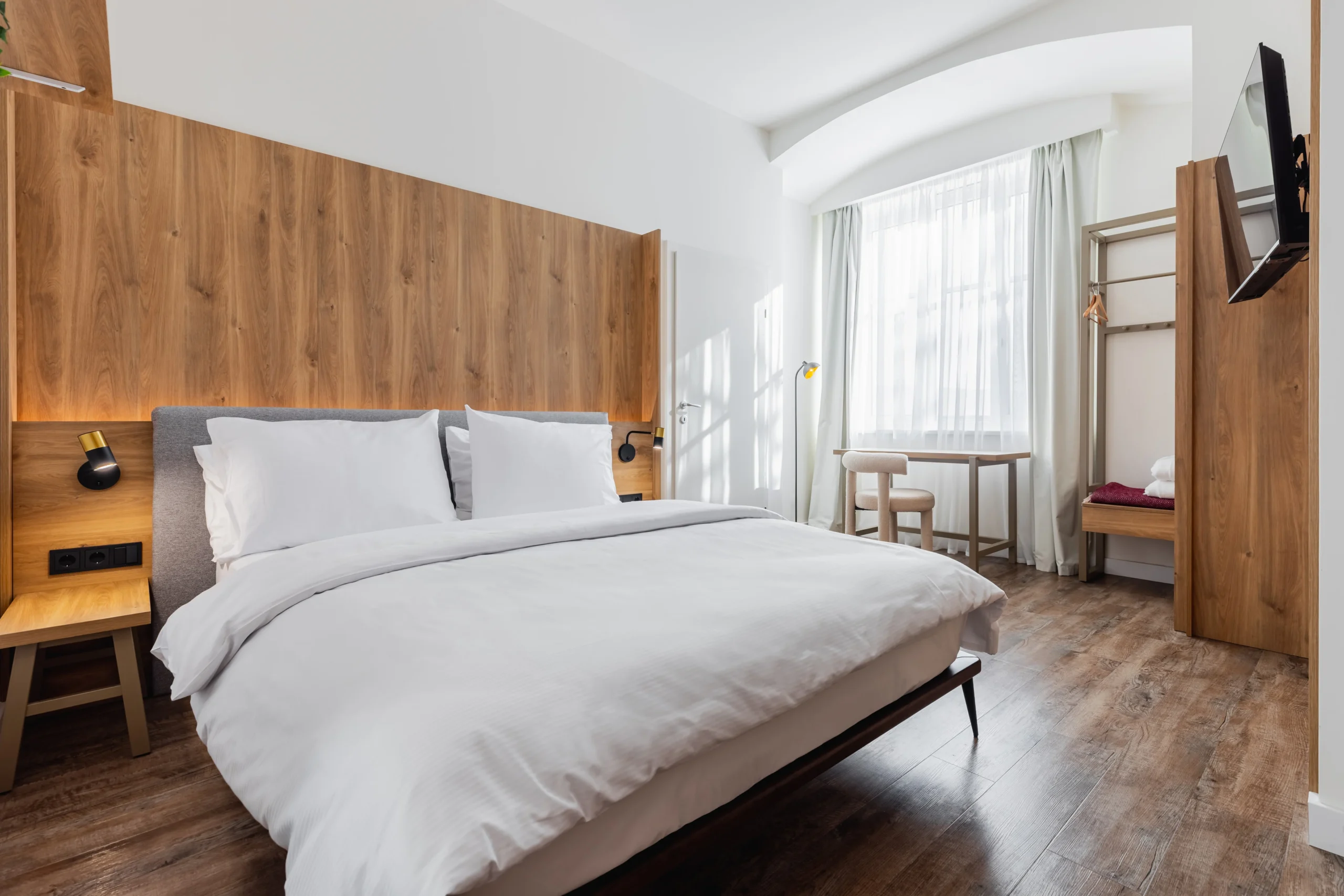 Fortyplusone hotel in Vienna family room with two bedroom double bed